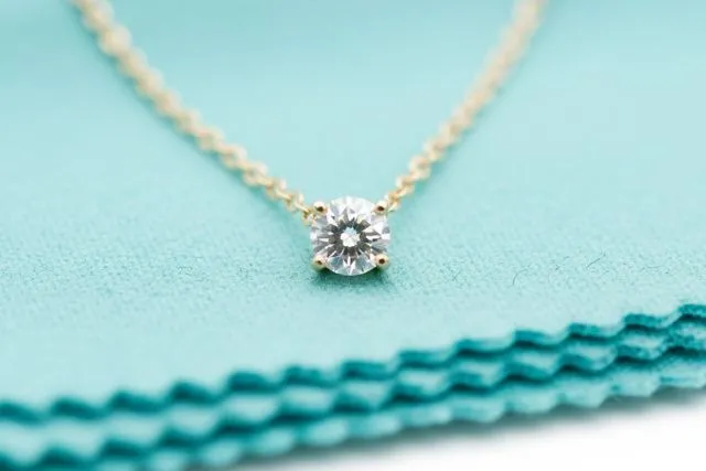 ティファニー一生ものネックレス