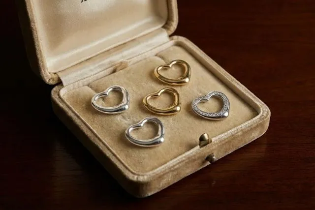 ティファニーオープンハートは廃盤